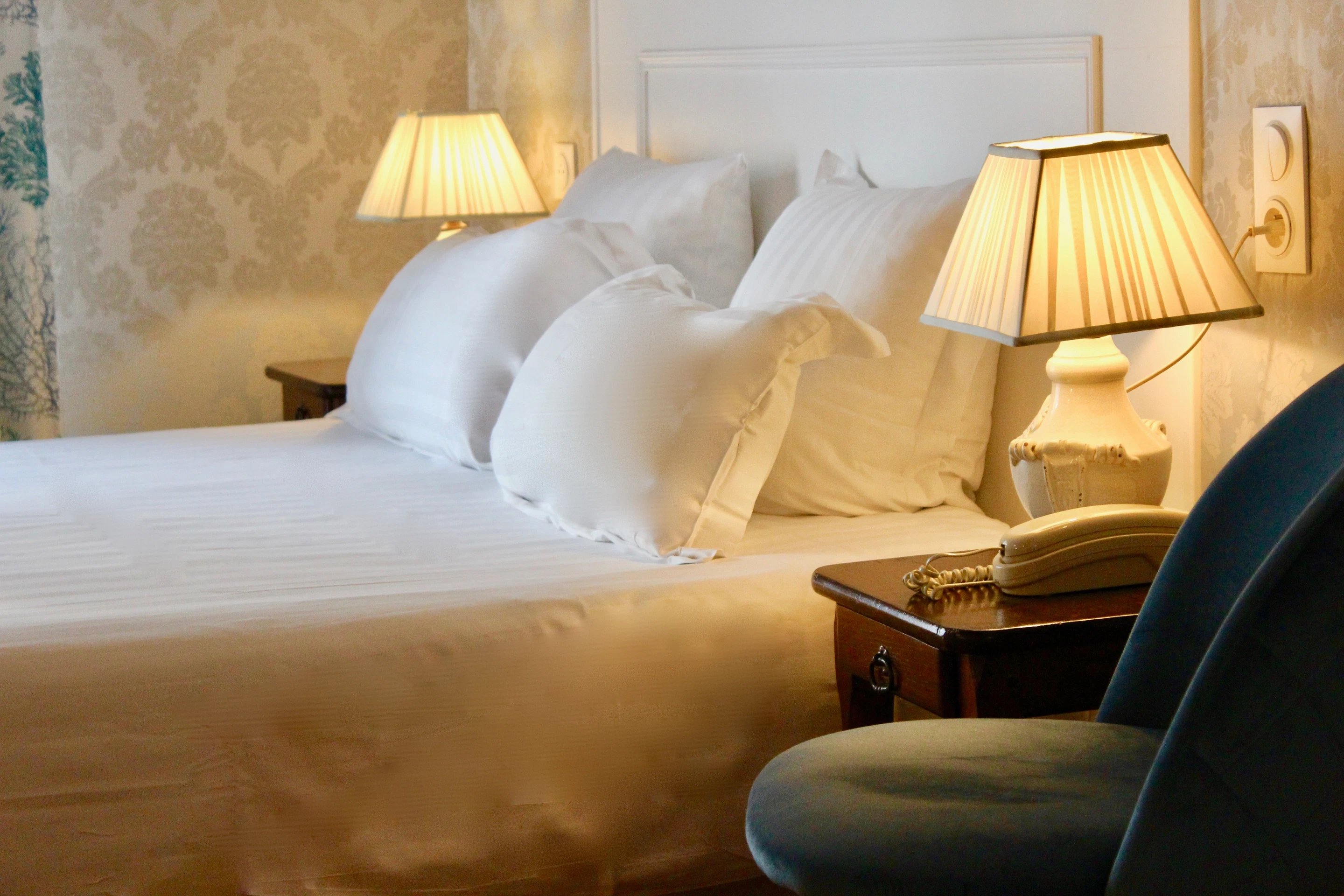 Charming room for 4 people Hotel de la Bretonnerie Paris Marais