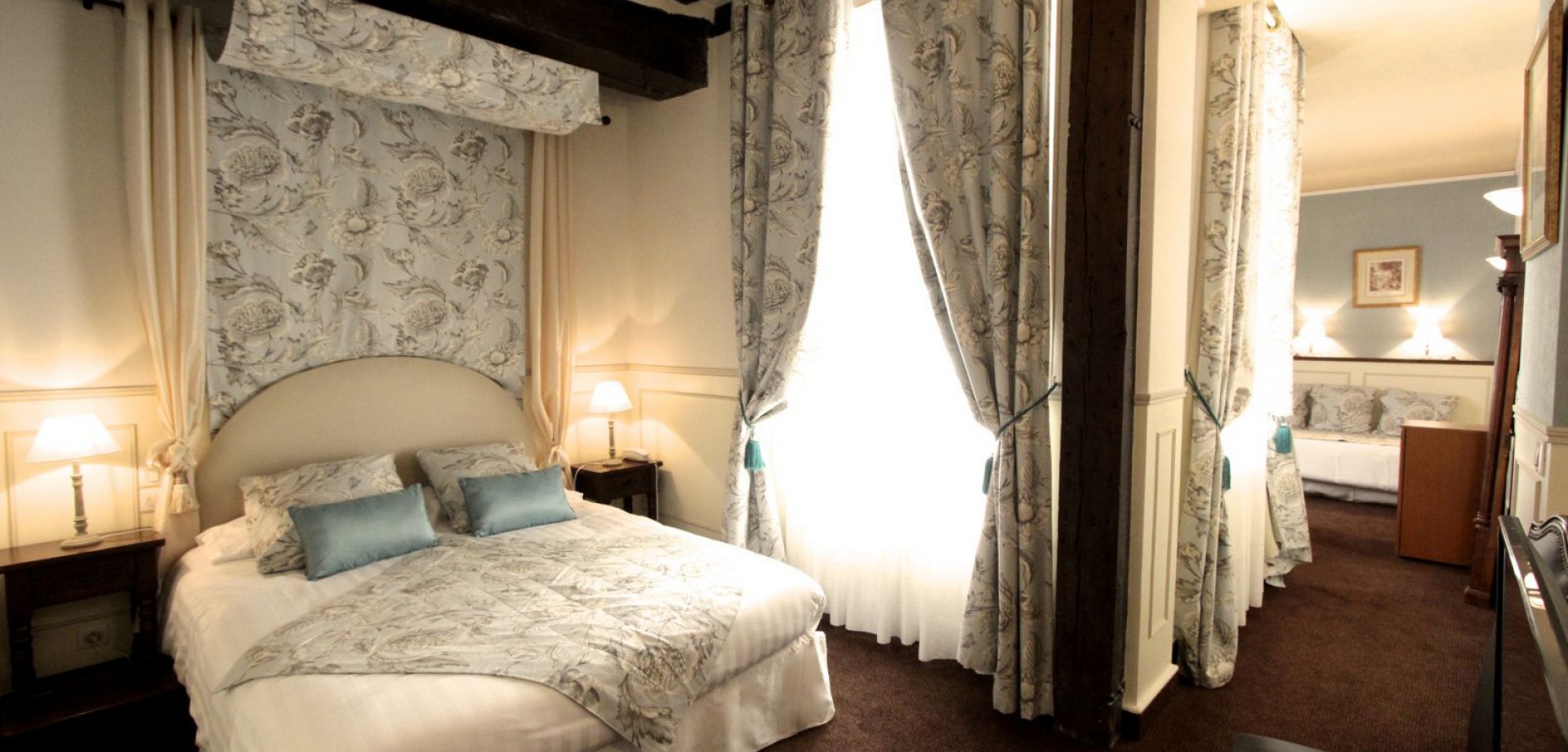 Junior Suite 4 persons Hotel de la Bretonnerie Paris Marais